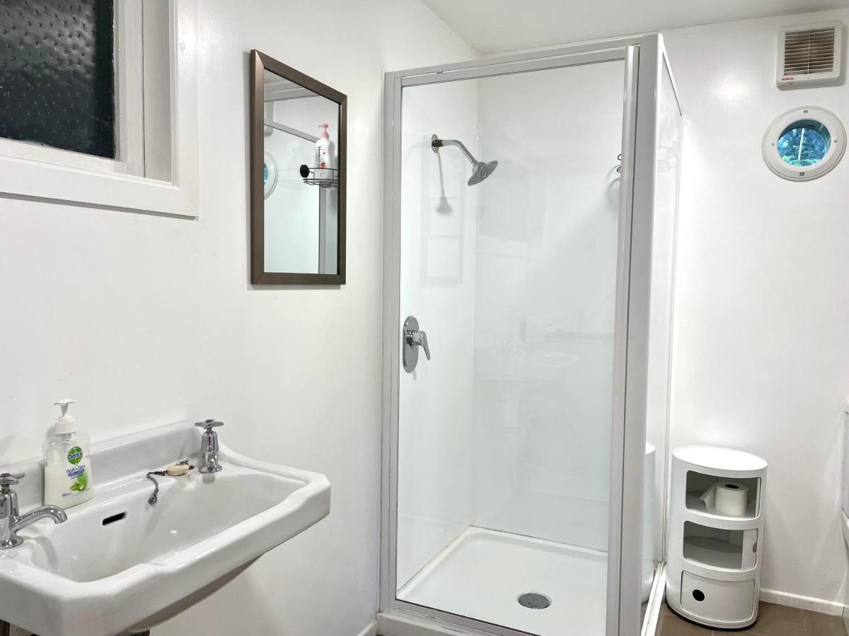 Waiheke Onetangi Close To Beach Екстер'єр фото